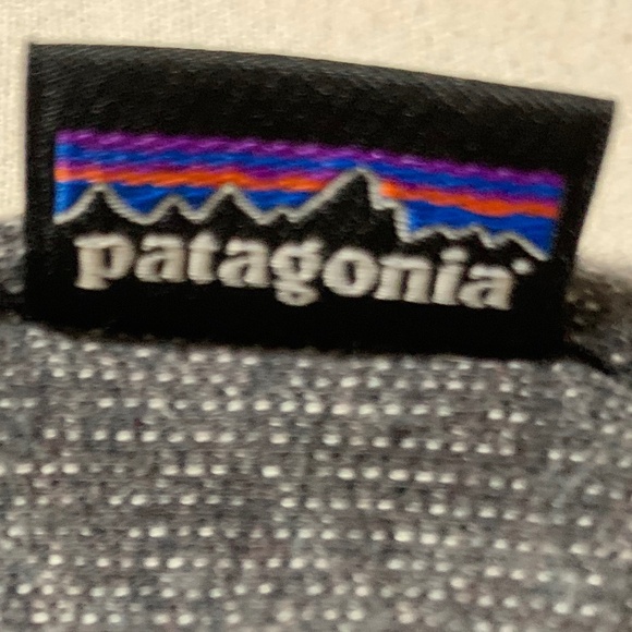 Patagonia Men's P-6 Logo Lightweight Crew Sweatshirt Grey Large Outdoors Minimal - Picture 4 of 9